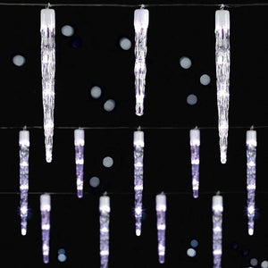 24 Chaser icicle lights with 72 white LED lights